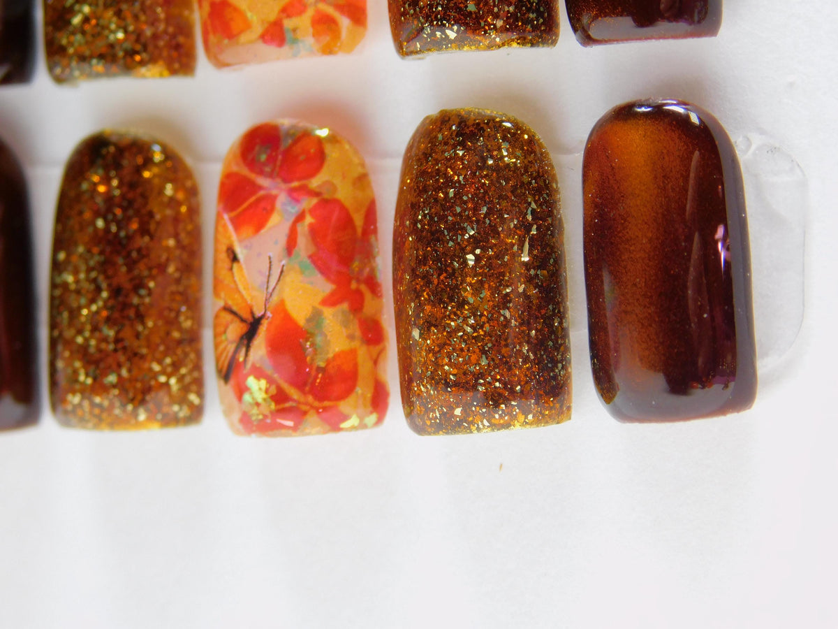 Autumn Butterfly and Leaf Cat-Eye Glitter Nail Set