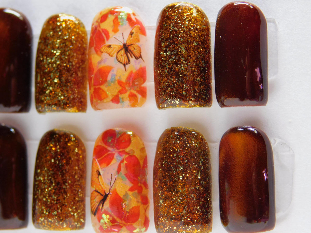 Autumn Butterfly and Leaf Cat-Eye Glitter Nail Set