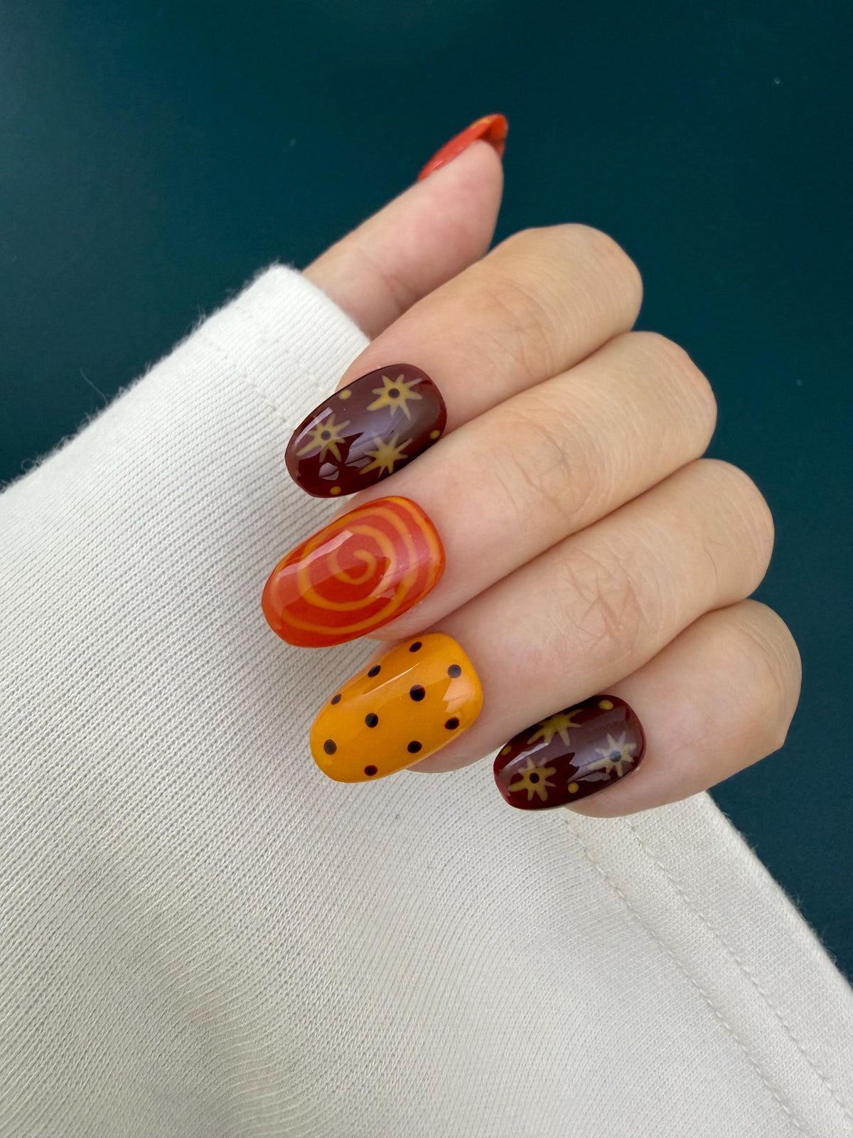 Autumn Orange Starburst and Swirl Press-On Nail Set