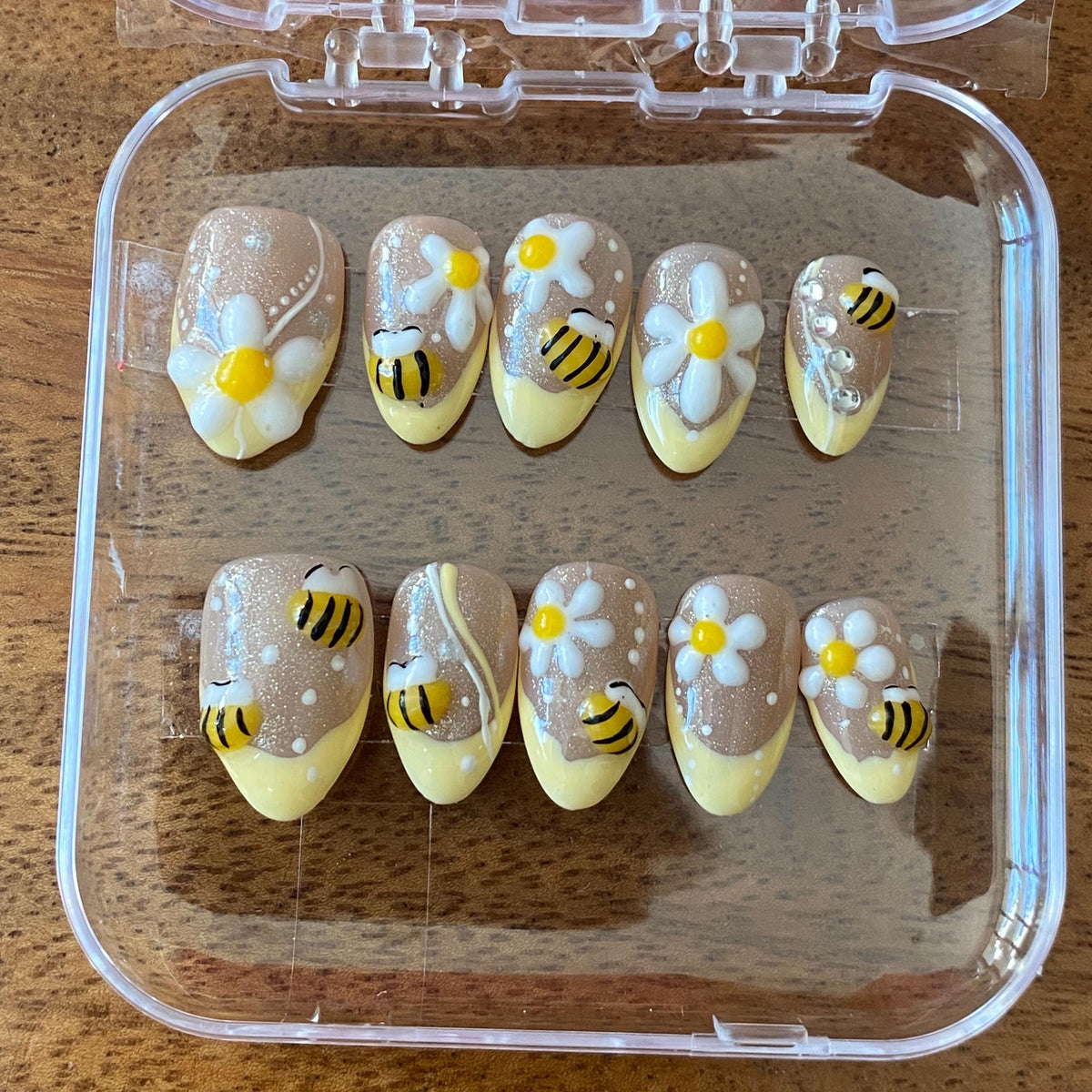 Bee and Daisy French Tip Press On Nails with Taupe Glitter