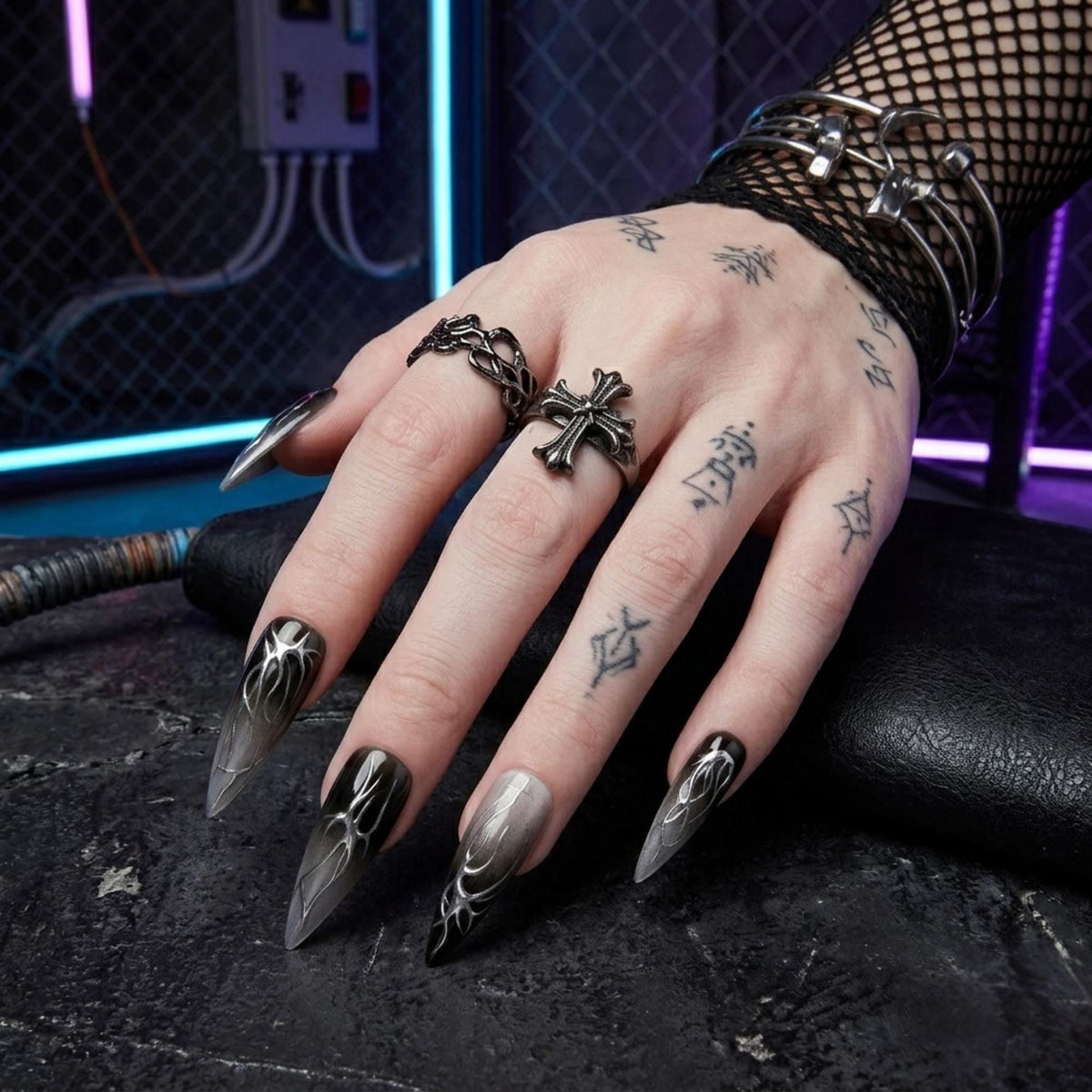 Black and Gray Smoky Ombre Chrome Cross Nail Set