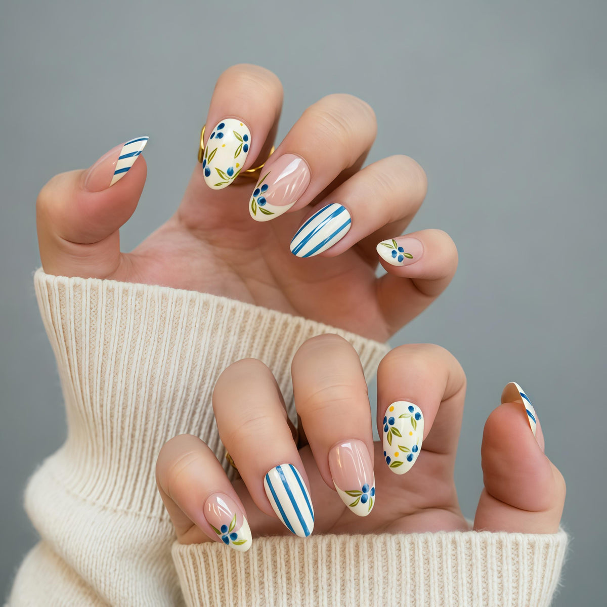 Blueberry Botanical Striped Press On Nails