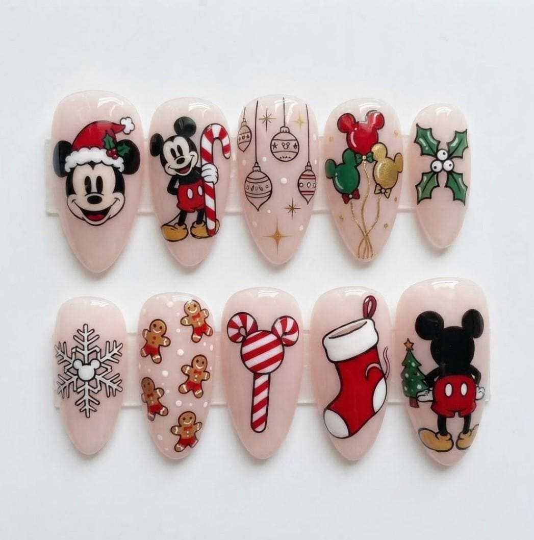 Christmas Cartoon Mouse and Gingerbread Nail Set