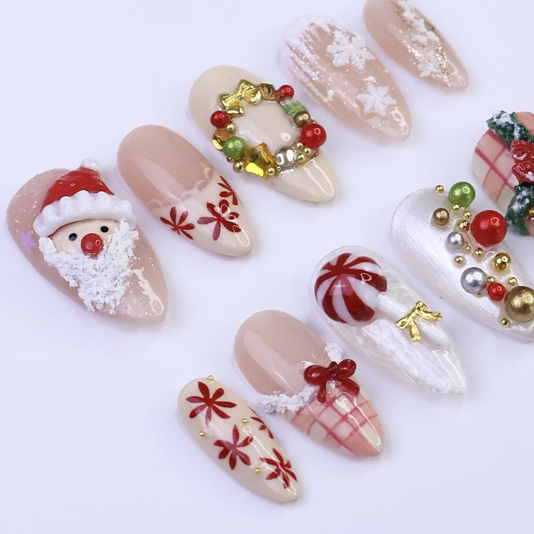 Christmas Santa, Wreath, Peppermint and Snowflake Nail Set