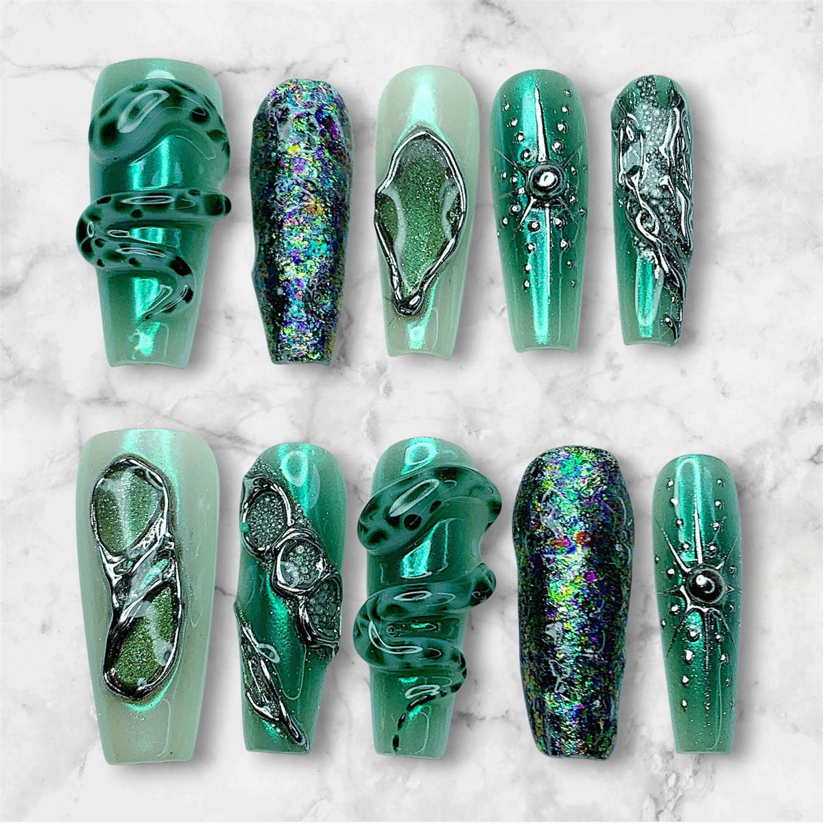 Emerald Green Cat Eye Alien Press-On Nail Set with Holographic Glitter and 3D Details