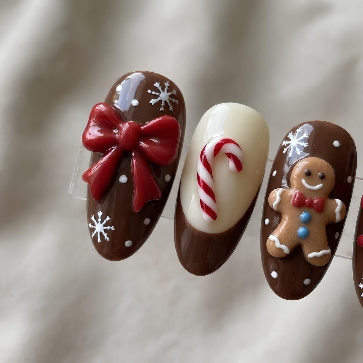 Gingerbread Christmas Press-On Nail Set With Candy Canes, Trees and Bows