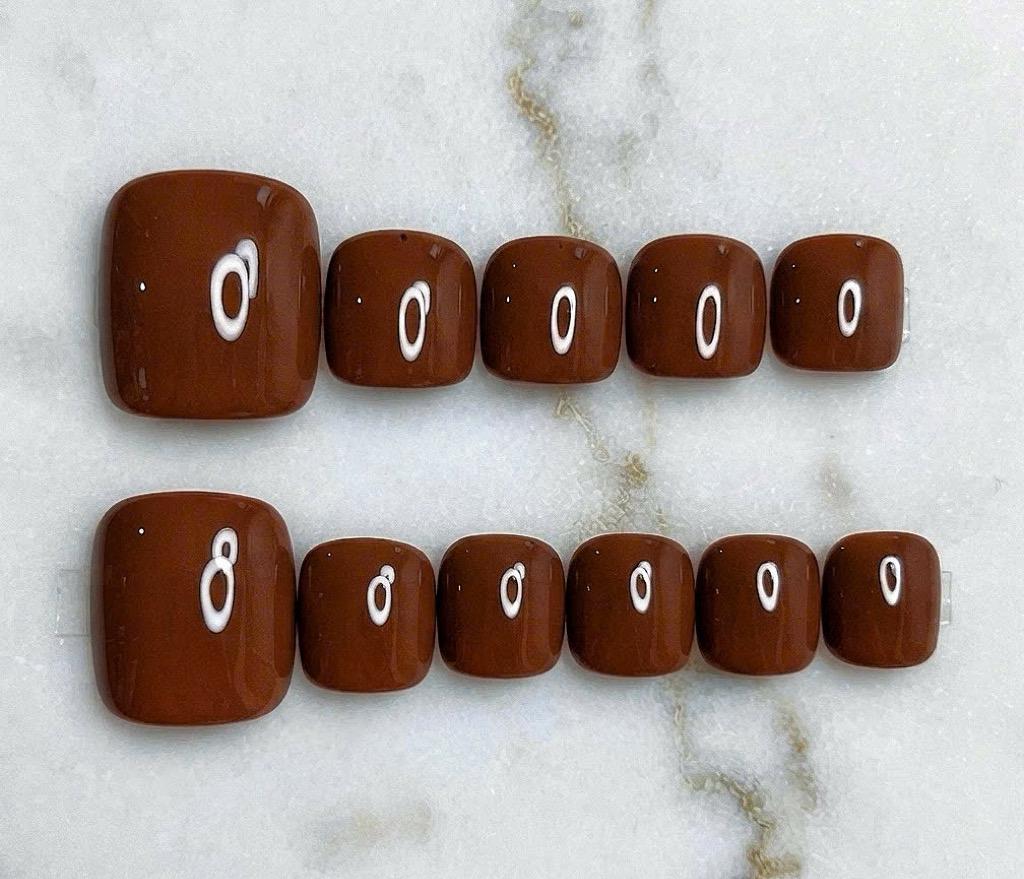 Glossy Chocolate Brown Press-On Toenails