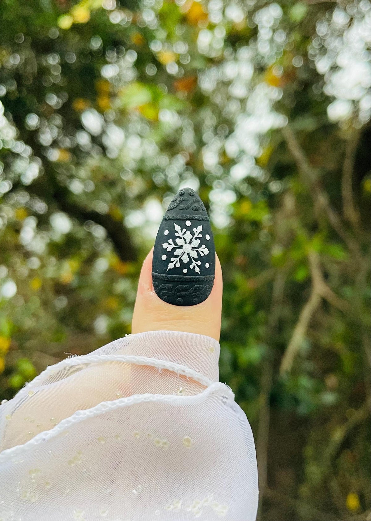 Matte Black Snowflake and Sweater Knit Holiday Press On Nails