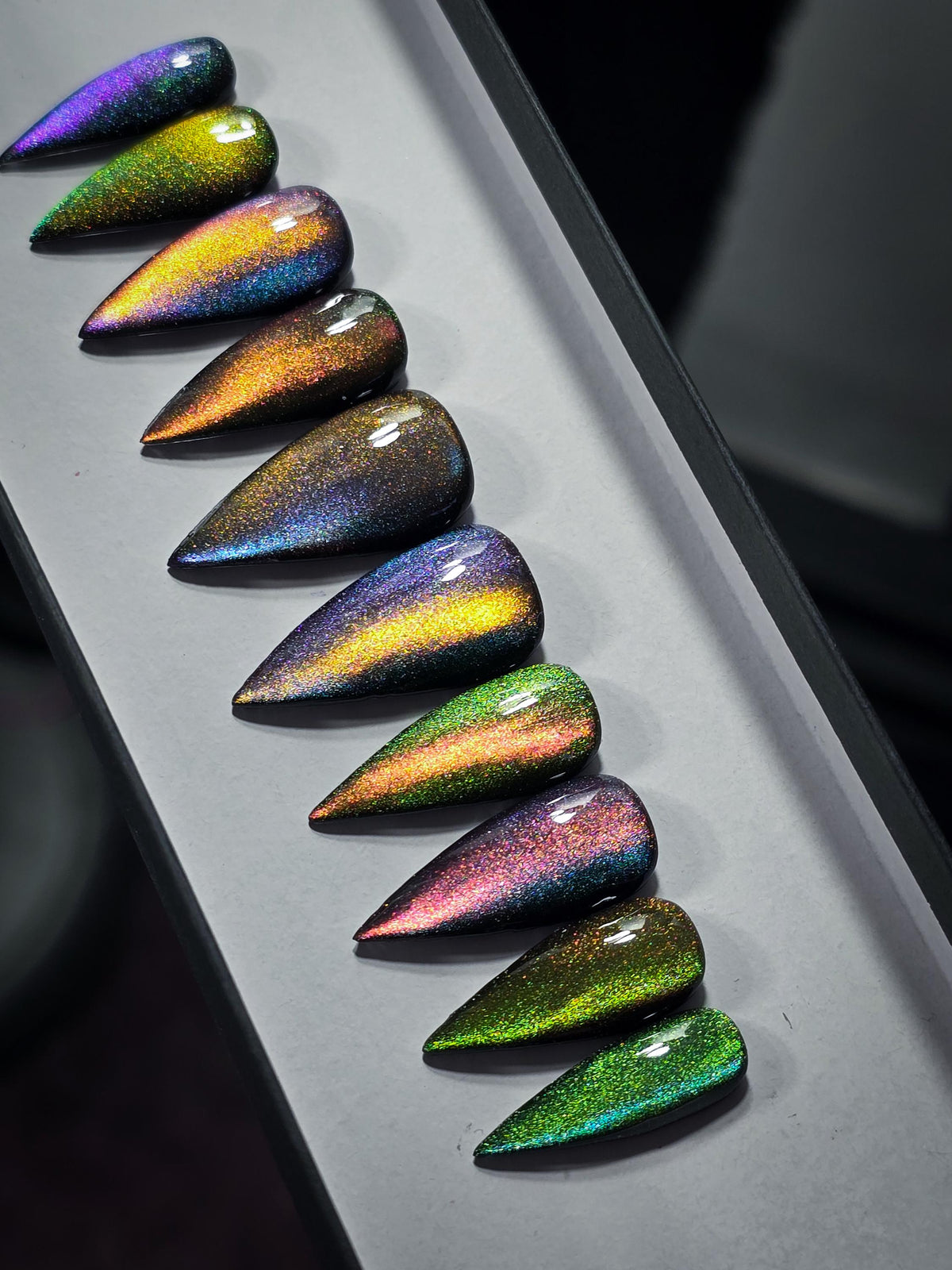 Multicolor Shifting Cat Eye Press On Nail Set