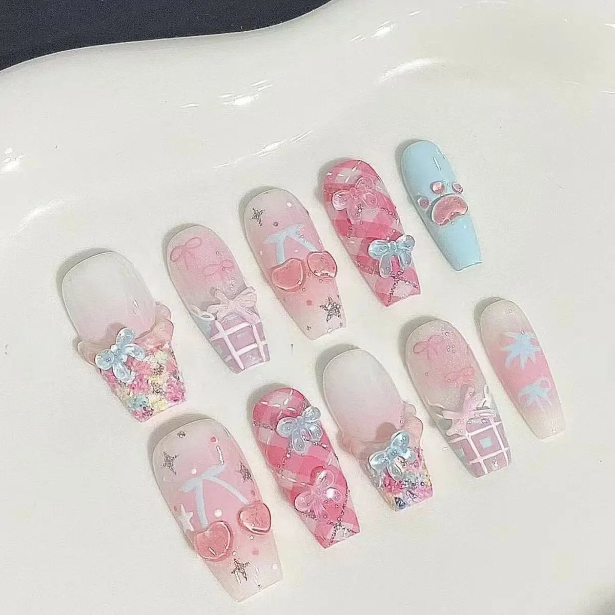 Pastel Pink and Blue Gift Box Bow Nail Set