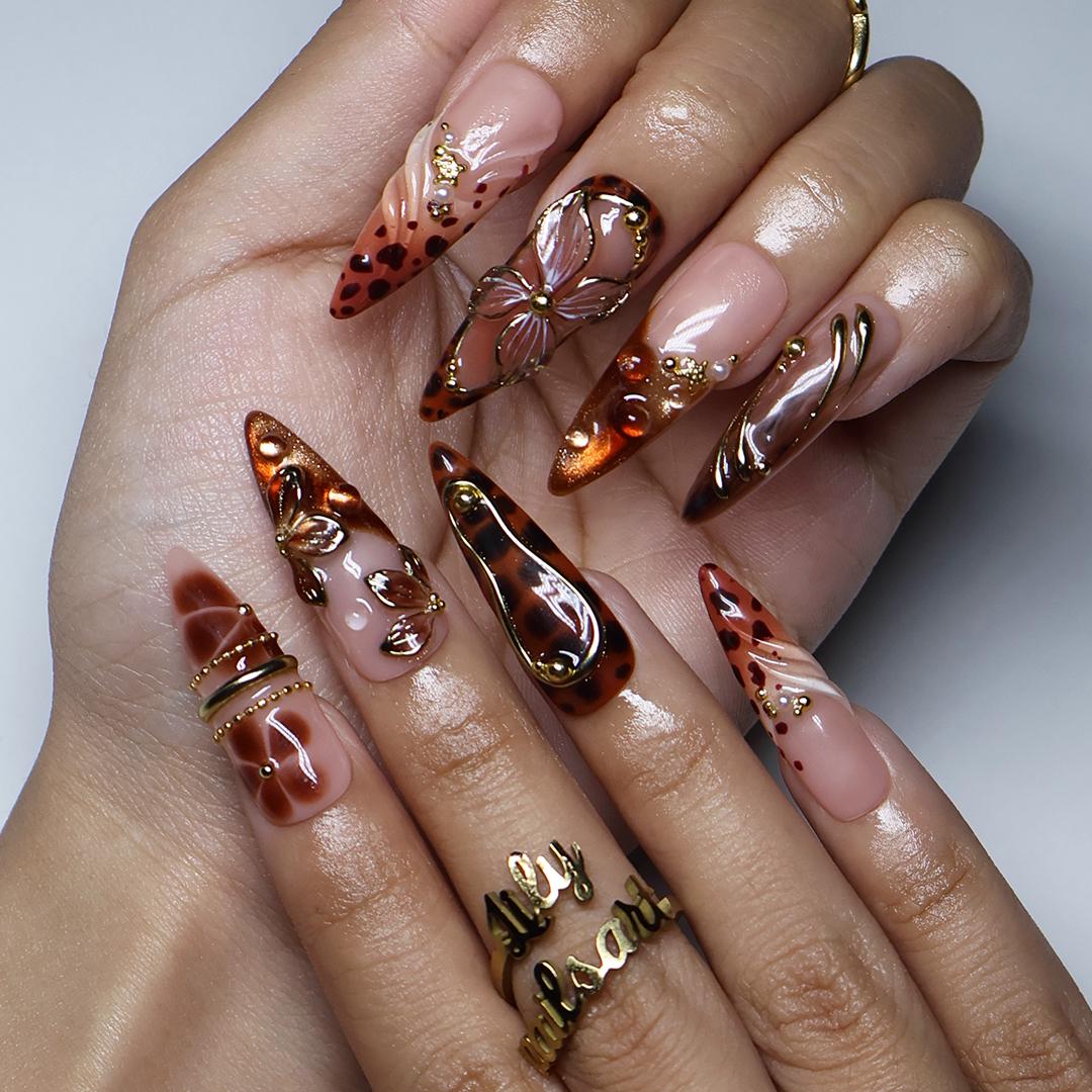 Fall Amber and Brown Tortoiseshell Floral Nails with Gold Chrome Details