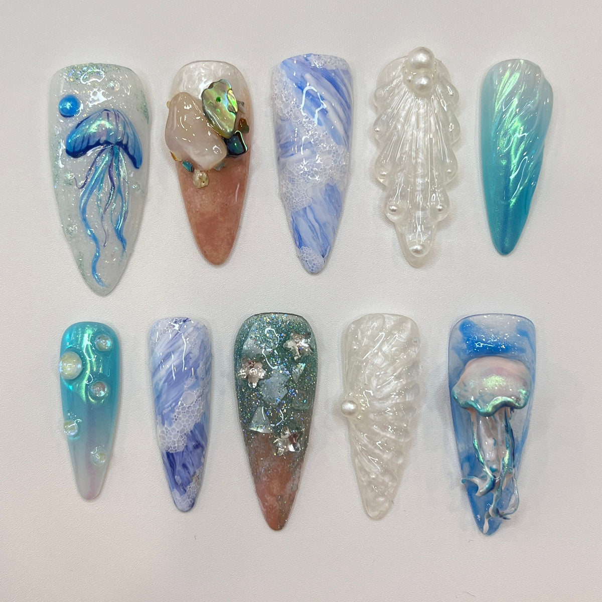 Ocean-Inspired Press On Nails With 3D Jellyfish, Shells, and Pearlescent Details