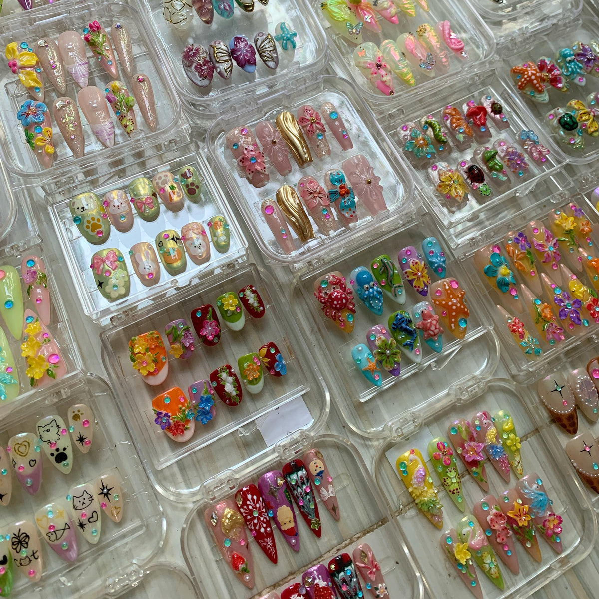 Random 3D Flower Press-On Nail Set