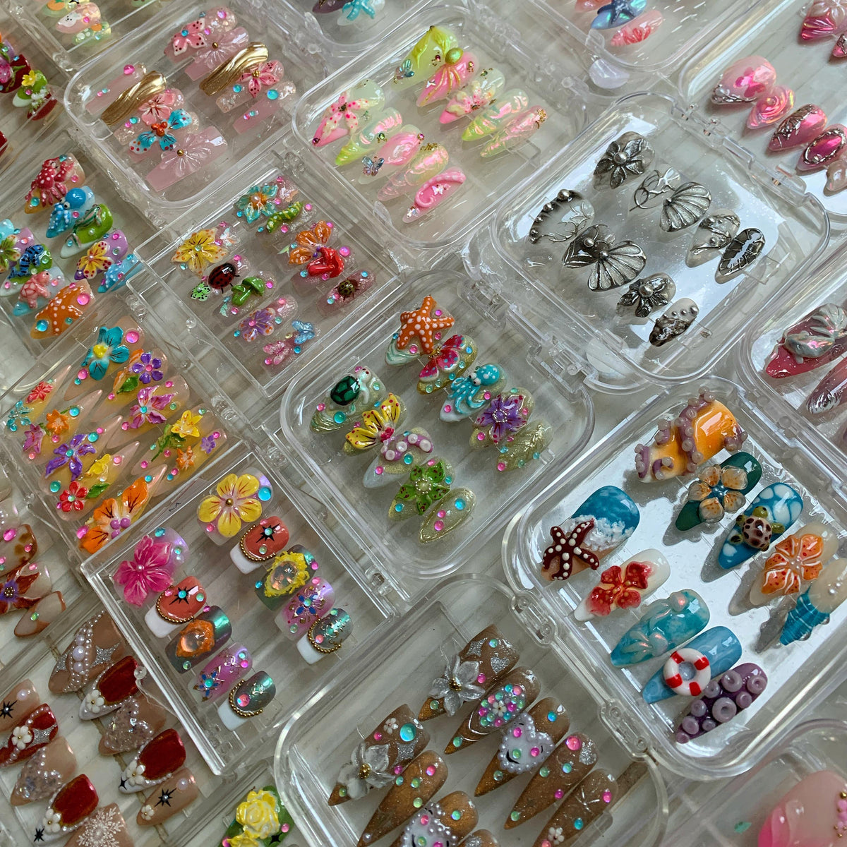 Random 3D Flower Press-On Nail Set