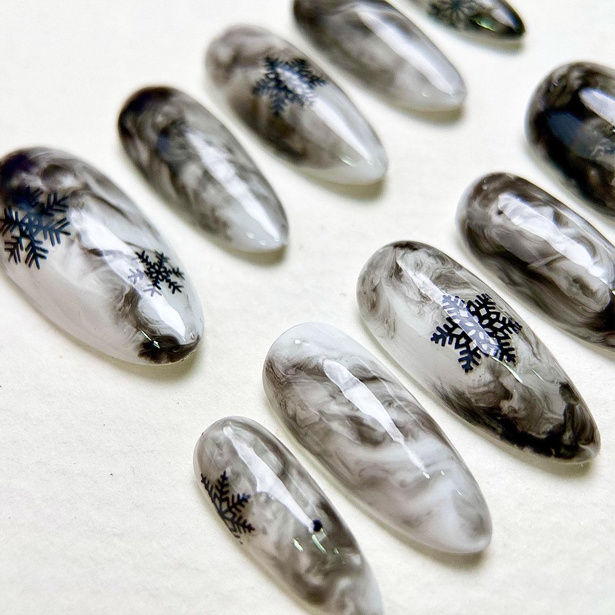 Smoky Gray Marble Christmas Snowflake Press-On Nails