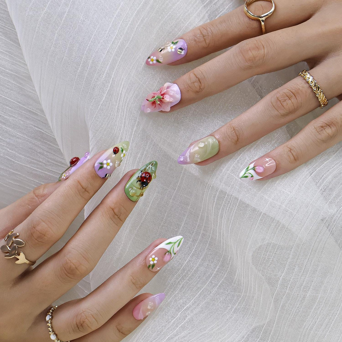 Spring Floral Insect Nail Set With 3D Pink Flower