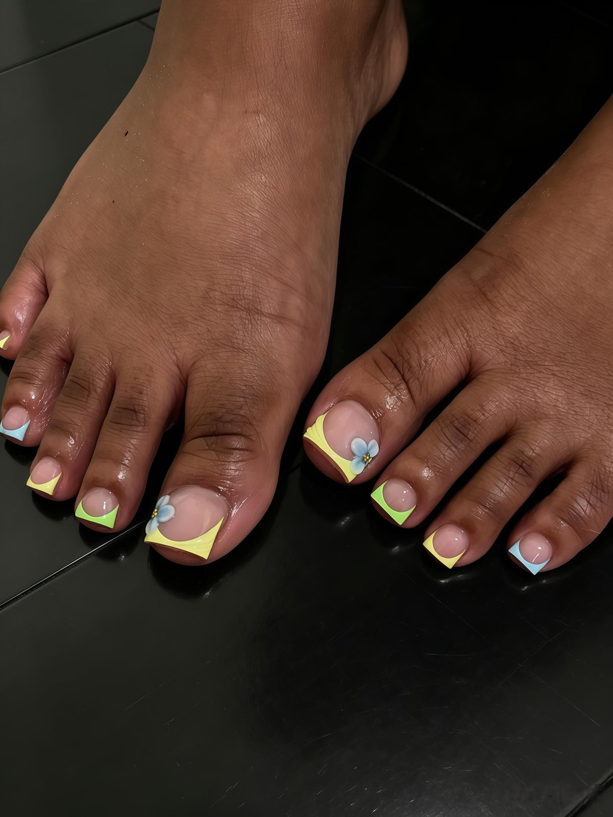 Summer Color-Block French Tip Press-On Toenails With Blue 3D Flowers