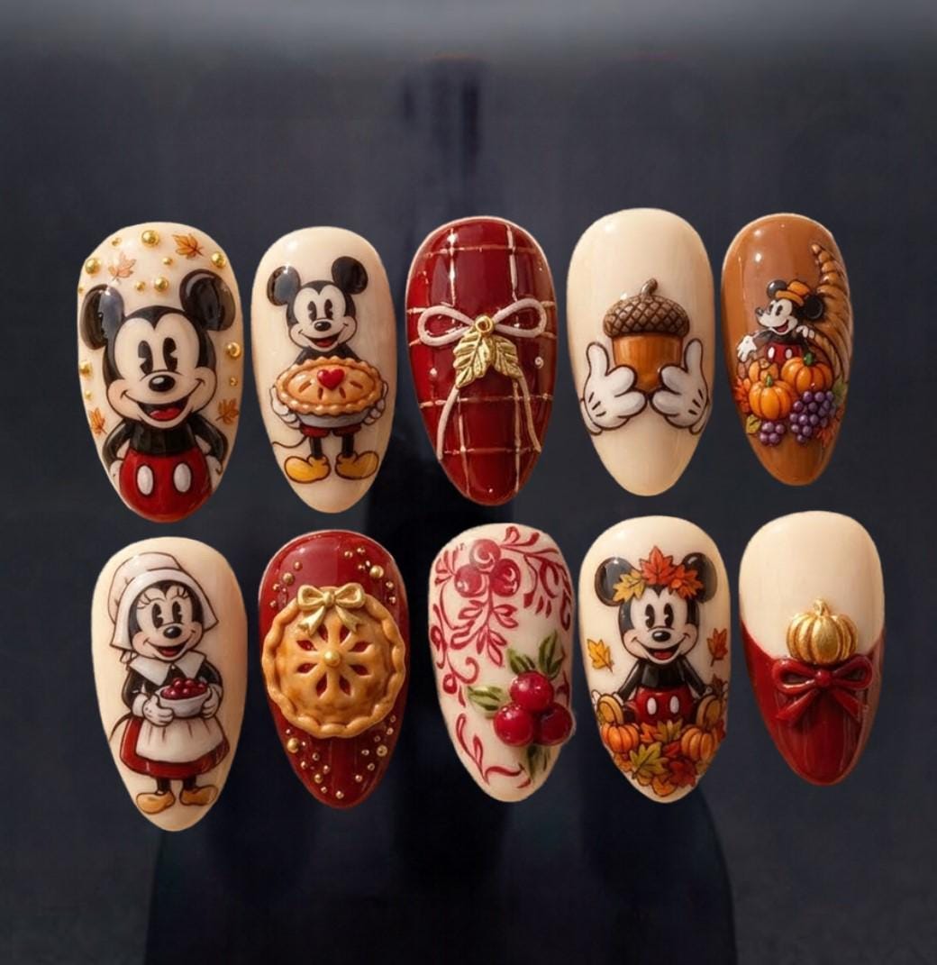 Thanksgiving Mouse Nails With Pies, Plaid, Pumpkins and Bows