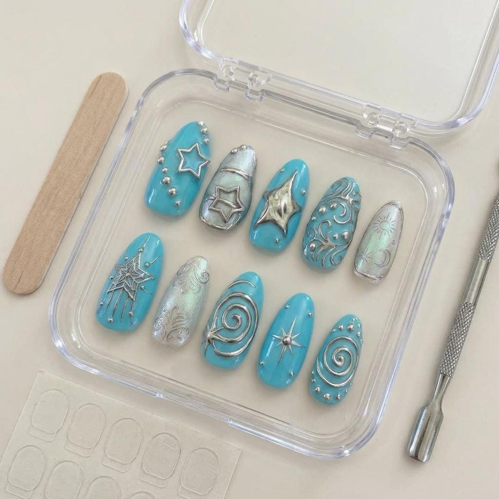 Turquoise Blue and Pearlescent Silver Celestial Chrome Nail Set