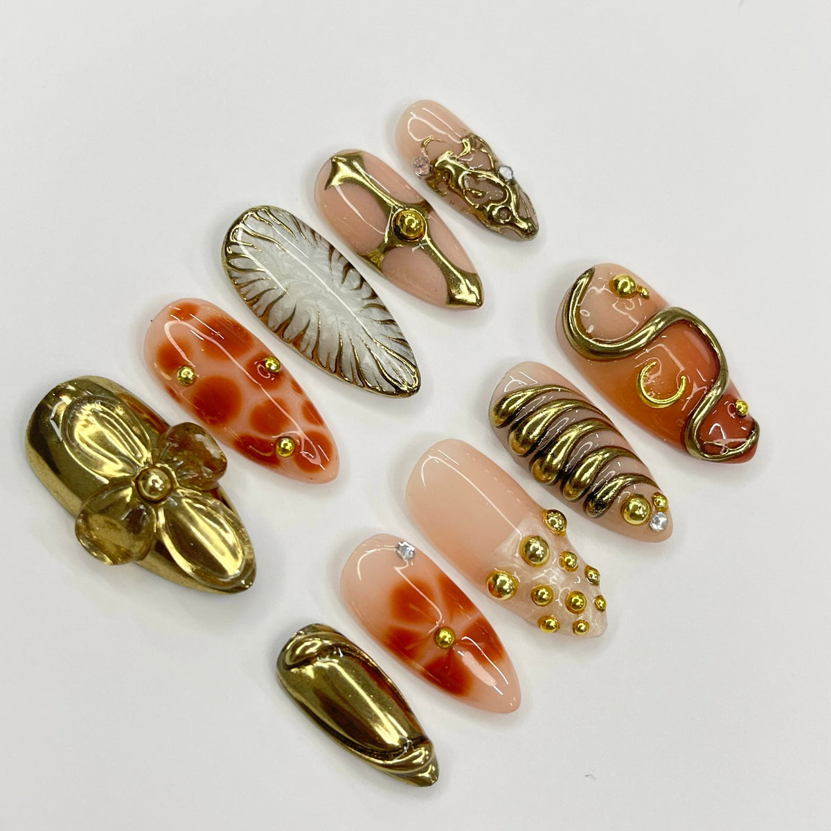 3D Gold Flower and Ornate Gilded Fantasy Press-On Nails