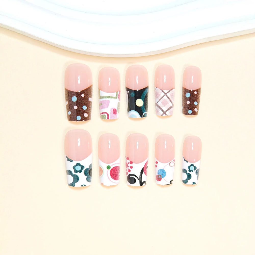 Polka Dot Flower French Press-On Nails – Medium Coffin, 24 Pcs