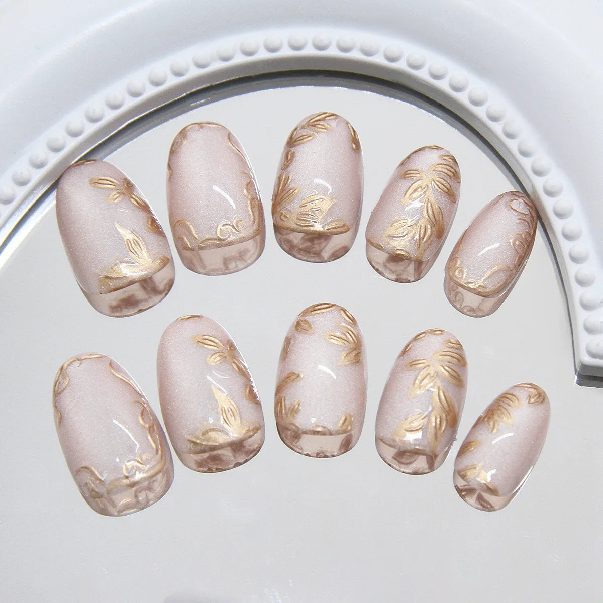 Short fake nails for women 3D golden gilding flowers nude blue cat eyes glossy Oval nail tips full cover press on false nail art
