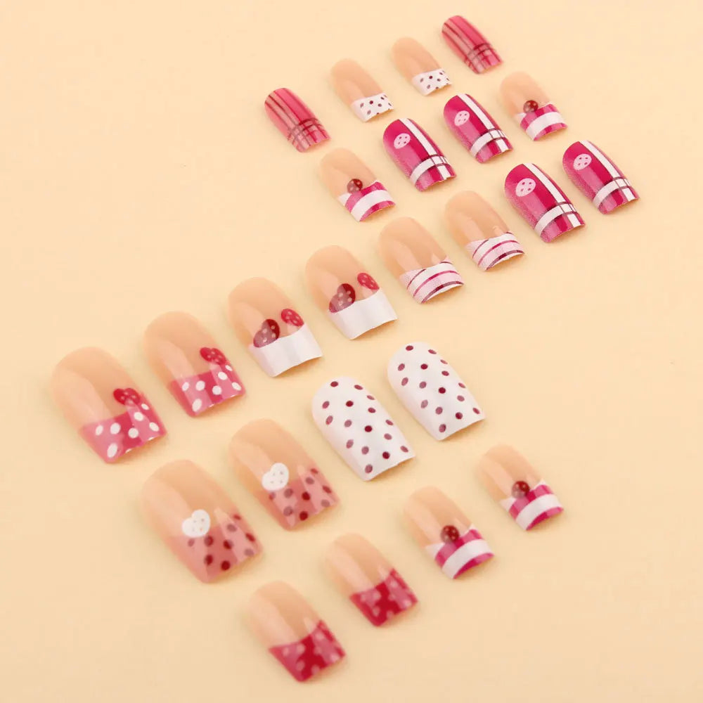 Pink & White Heart Button Plaid French Press-On Nails – Short Square, 24 Pcs