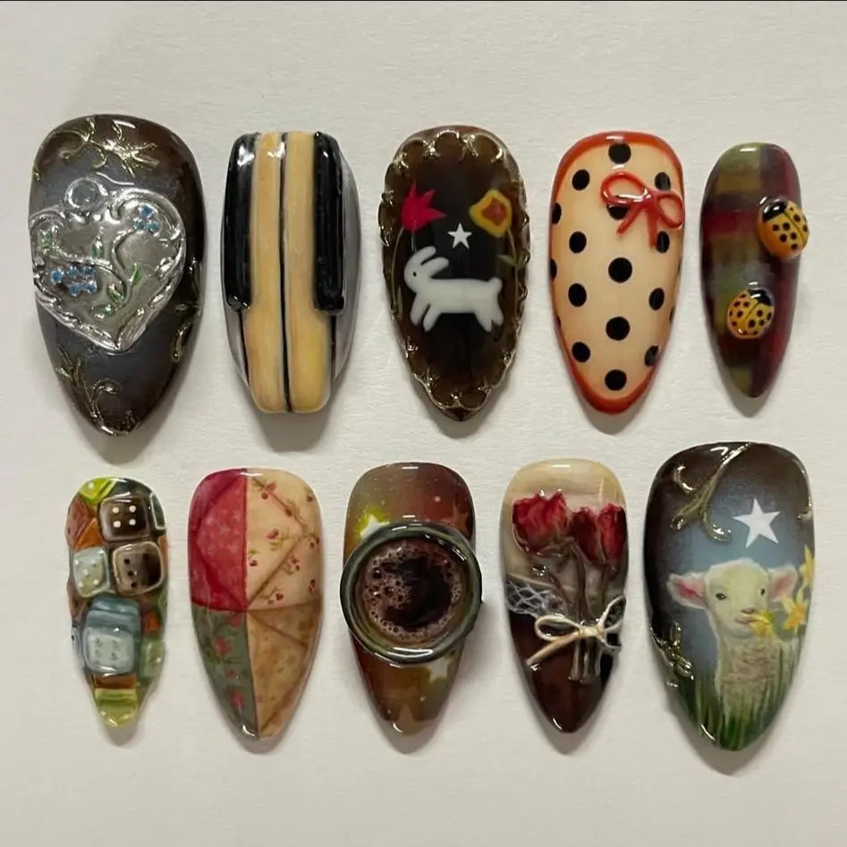 Vintage Painting Star, Moon & Swan Press-On Nails – Almond, 24 Pcs