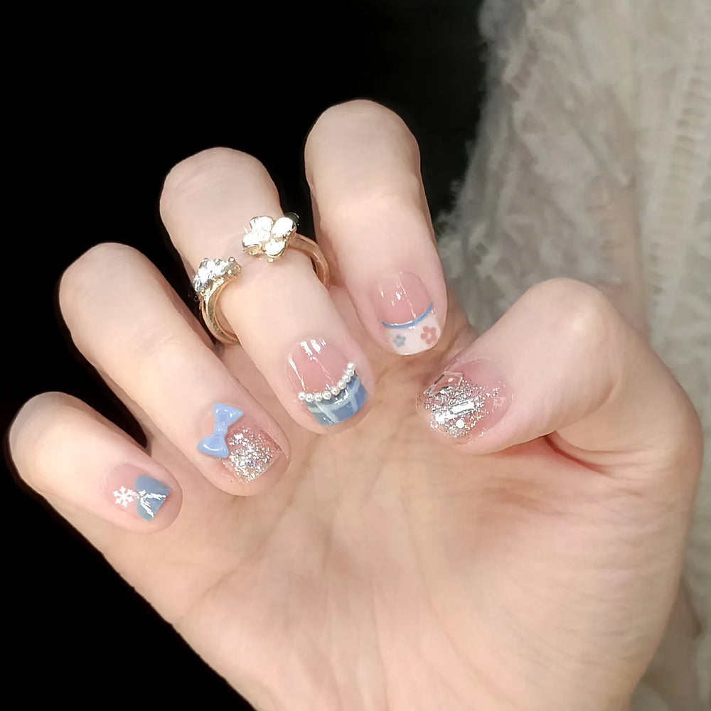 Bow & Heart Pattern Korean French Press-On Nails – Short Round, 24 Pcs