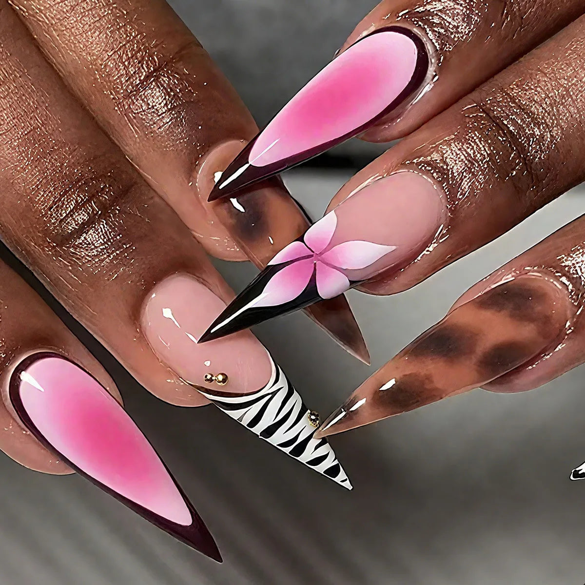 24pcs/set Medium long fake nails Gradient pink red blue flowers heart for Autumn Winter almond ballet tips press on false nail
