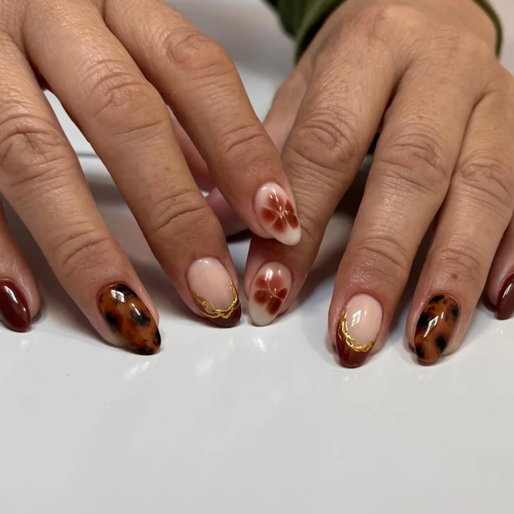 Sweet Pink Flower Gold Stripe Press-On Nails – Short Almond, 24 Pcs