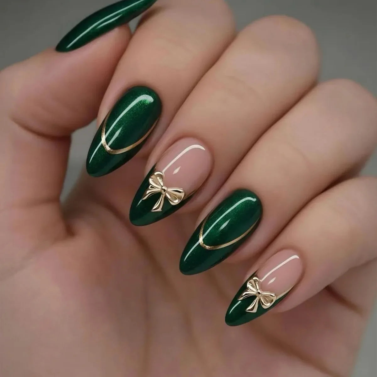 Medium fake nails for women nude dark green colors with golden Arc-shaped stripe bowknot almond nail tips press on false nail