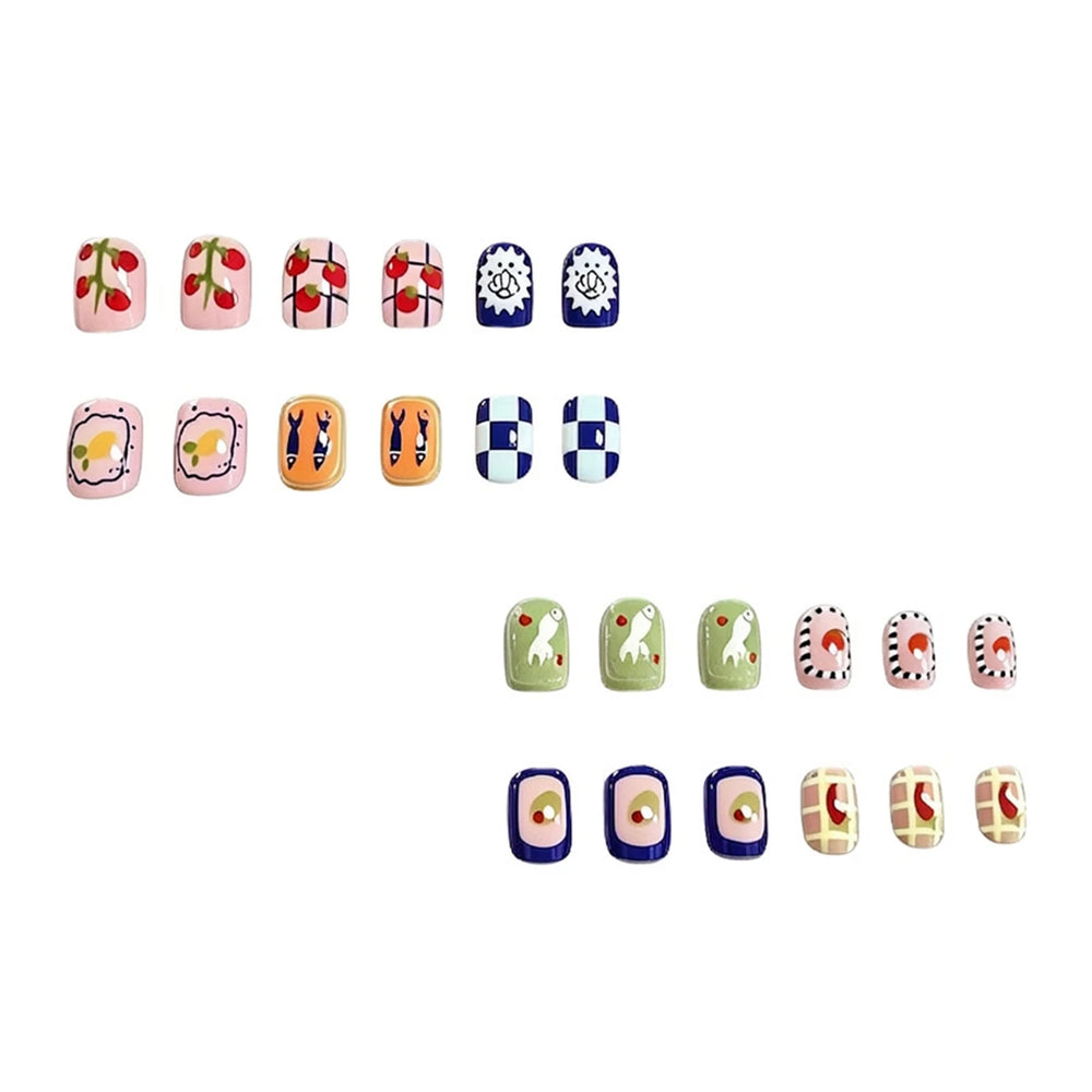 Kawaii Fruit & Fish Plaid Press-On Nails – Short Round, 24 Pcs