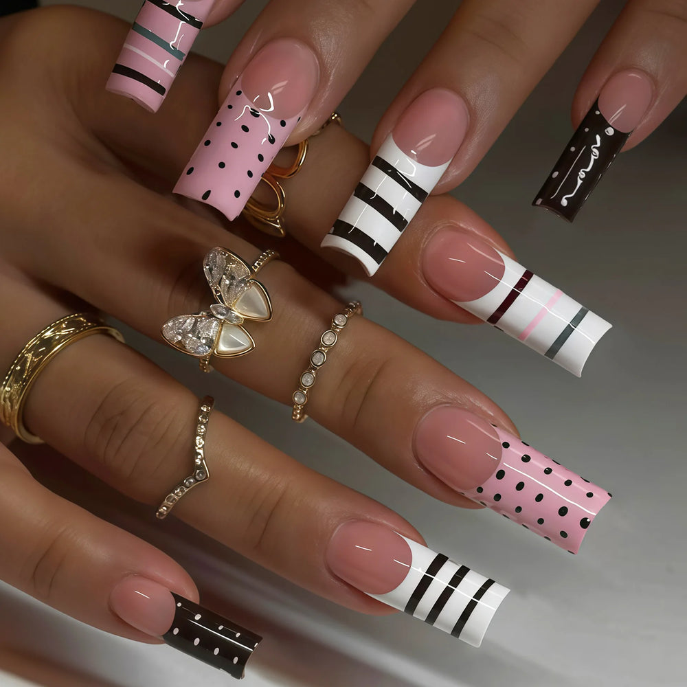 Polka Dot Flower French Press-On Nails – Medium Coffin, 24 Pcs