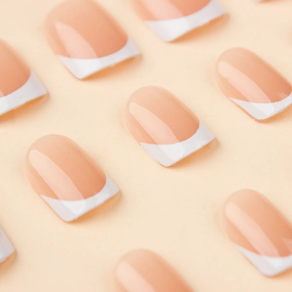 Short Square Fake Nails for Women Girls French Style Nude Nail Tips for Daily Use Full Cover Faux Ongles Press On False Nail Art