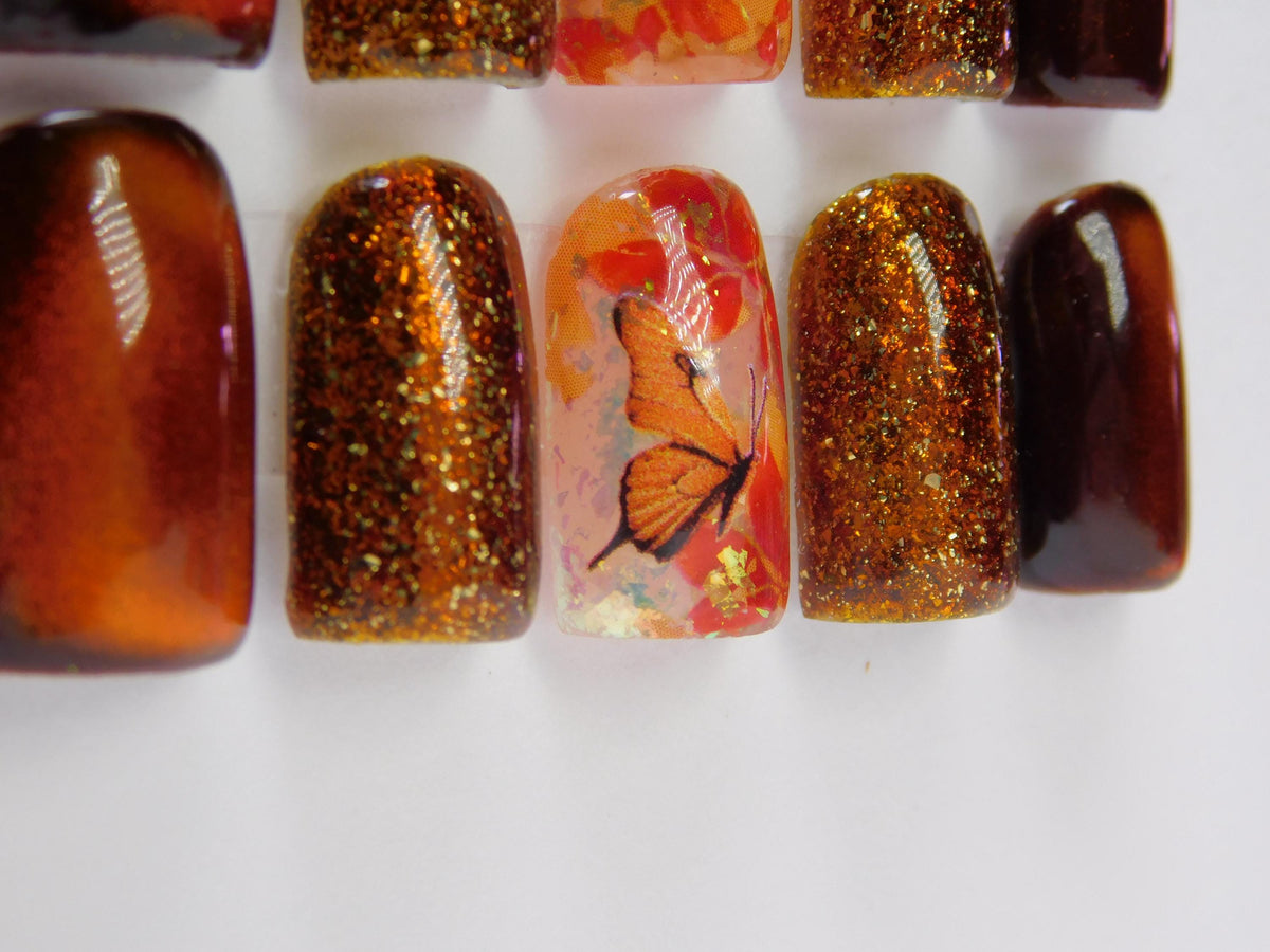 Autumn Butterfly and Leaf Cat-Eye Glitter Nail Set