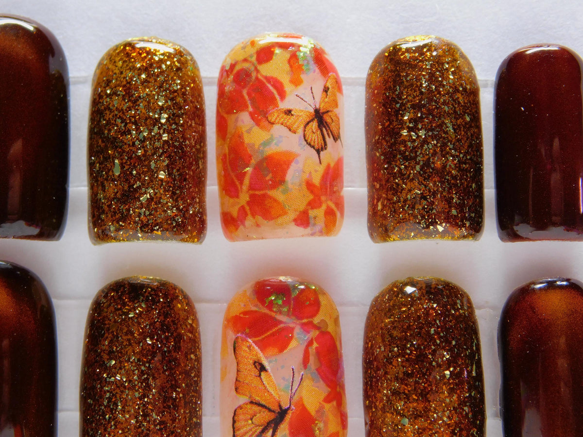 Autumn Butterfly and Leaf Cat-Eye Glitter Nail Set