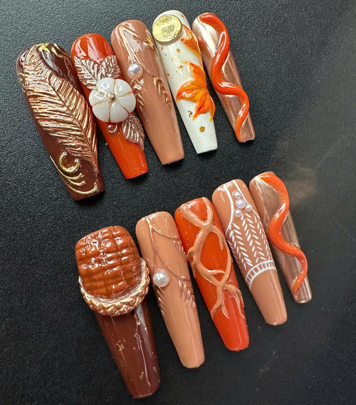 Autumn Harvest Thanksgiving Press On Nails With Sweater Texture, Pumpkin and Gold Details