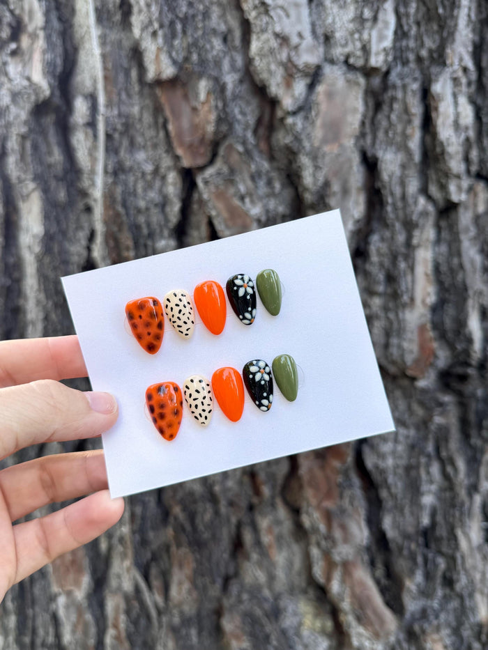 Autumn Tortoiseshell, Daisy, Orange and Olive Green Press On Nail Set