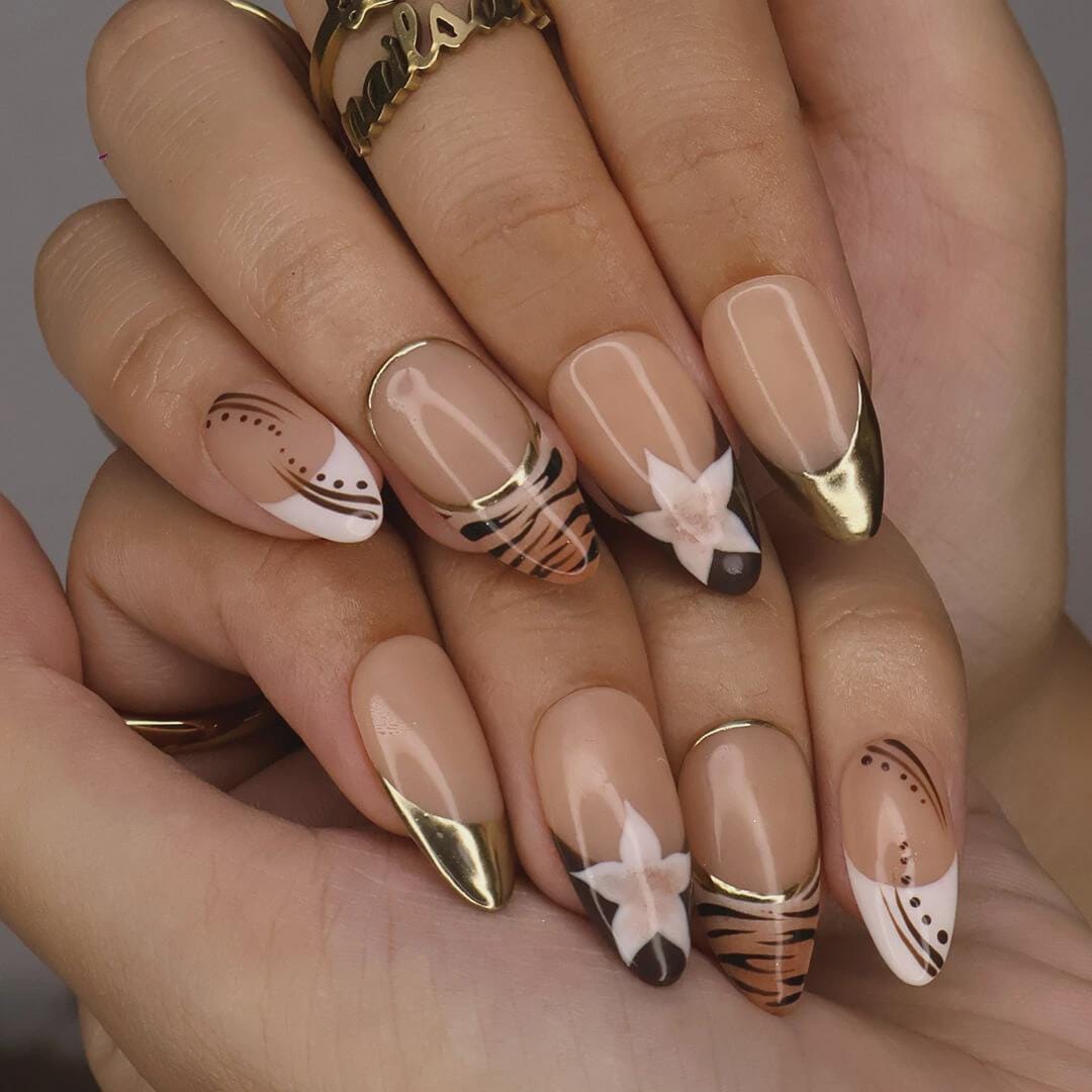 Autumn Tortoiseshell Tip Press-On Nails With Gold Accents and White Flowers