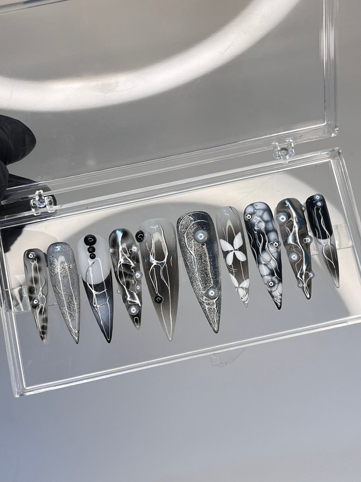 Black and White Gothic Y2K Emo Floral Marble Chrome Press-On Nail Set