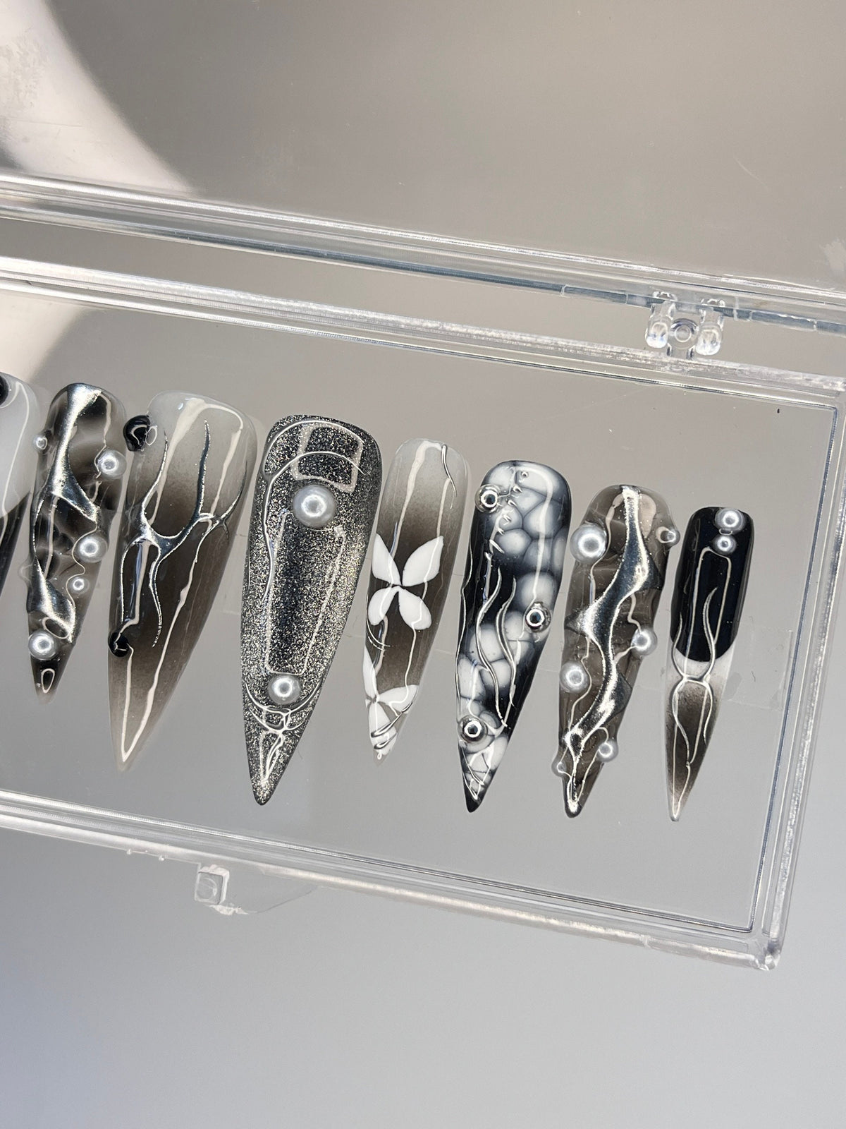 Black and White Gothic Y2K Emo Floral Marble Chrome Press-On Nail Set