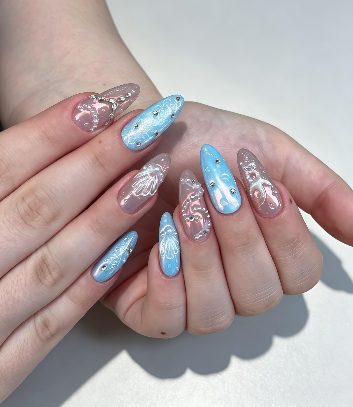 Blue and Mauve Mermaid Jelly Shell Press-On Nail Set with Rhinestone Accents