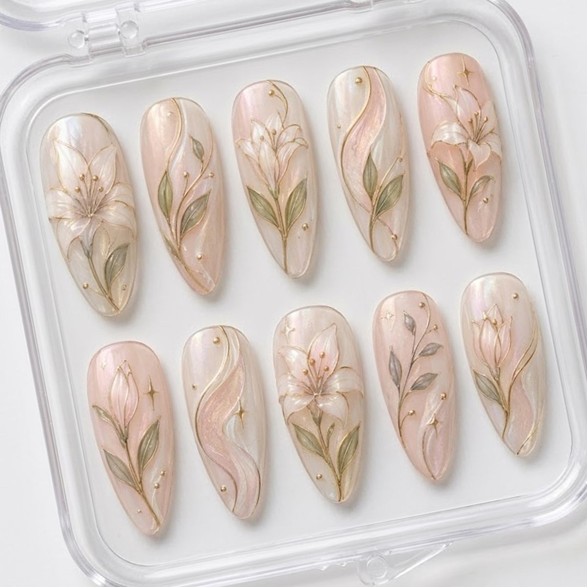 Blush Pink Pearl Lily Flower Bridal Press-On Nail Set With Gold Botanical Details