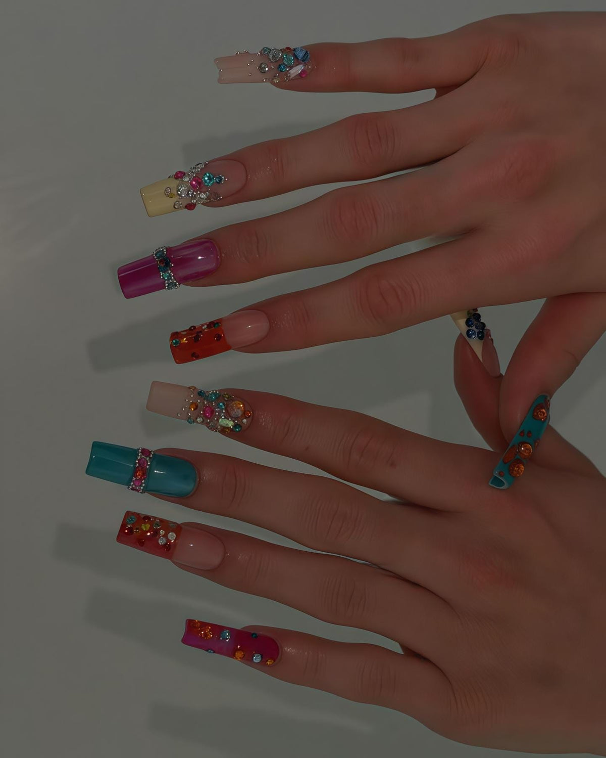 Bright Multicolor Rhinestone Y2K Press On Nails for Parties and Festivals