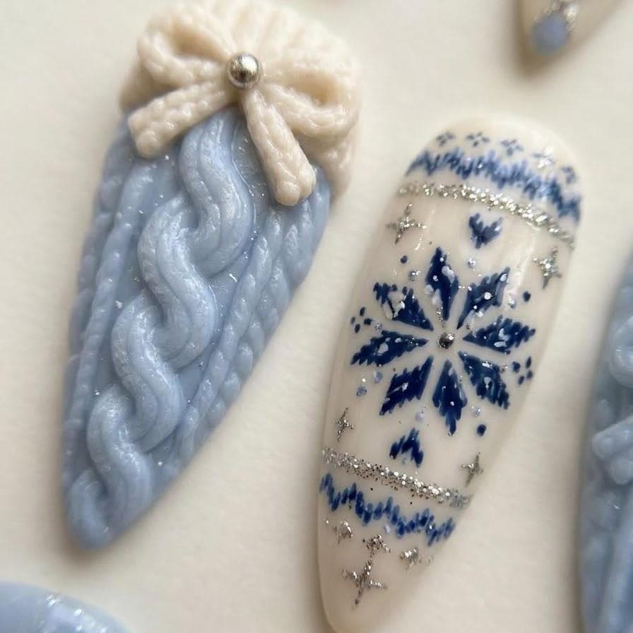 Christmas Blue and Ivory Cable-Knit Snowflake Nails With Raised Bows