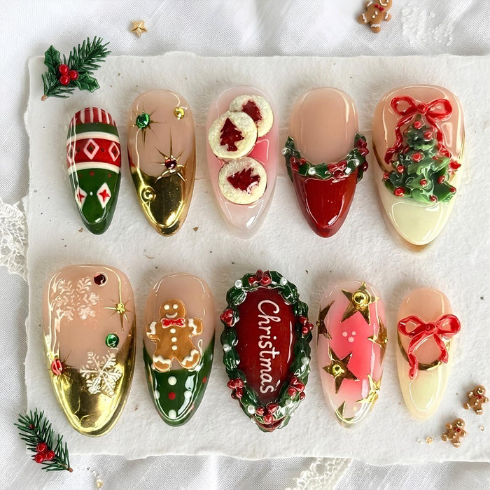 Christmas Cookie Wreath Press-On Nails With Gingerbread, Bows & Gold Accents