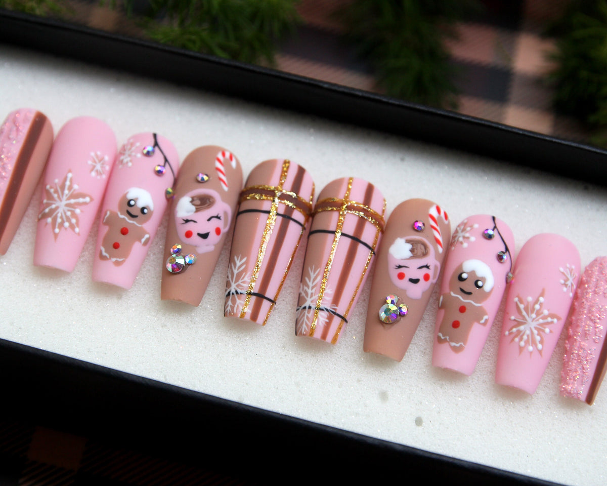 Christmas Gingerbread and Snowflake Press-On Nail Set