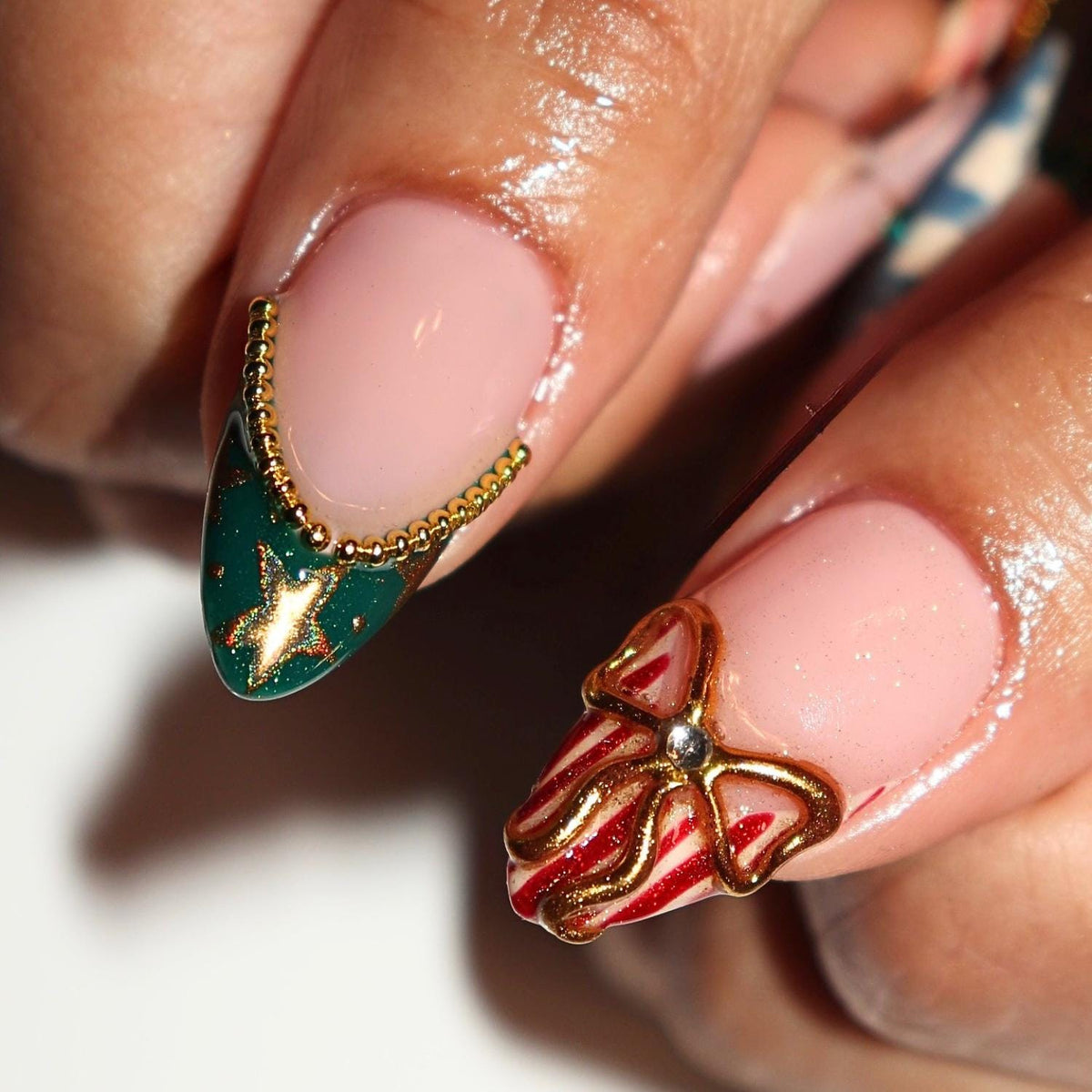 Christmas Plaid and Star Press On Nails with Raised Gold Bows