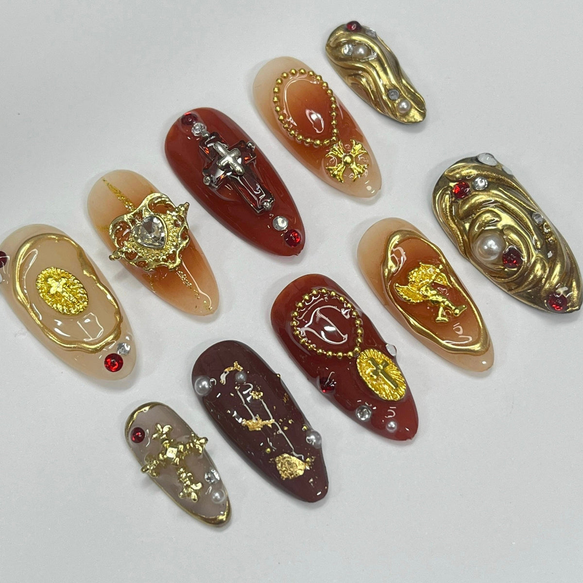 Gold Chrome Baroque Press-On Nail Set With Rhinestones and 3D Medallions